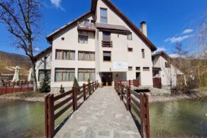 Guest house Lacul Linistit