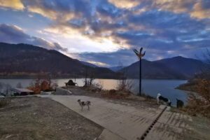 Hanul Constantinilor