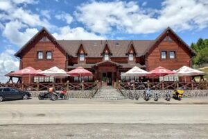 Hanul Țentea (Romuli)