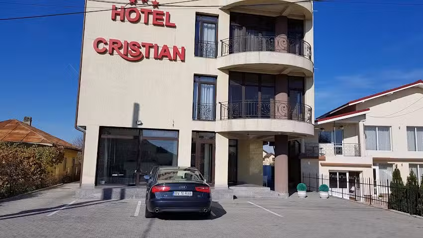 Hotel Cristian