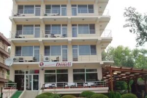 Hotel Doneli