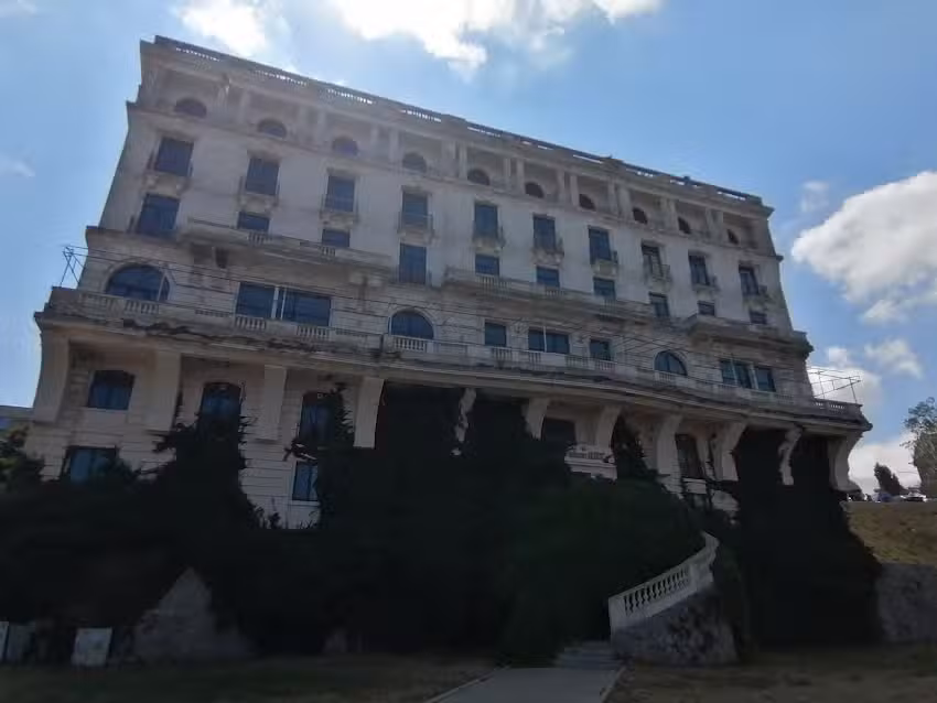 Hotel Palace