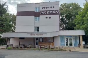 Hotel Proton