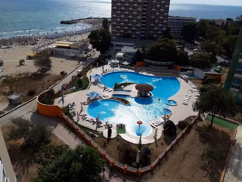Hotel Sirena Saturn All Inclusive & Bază de Tratament