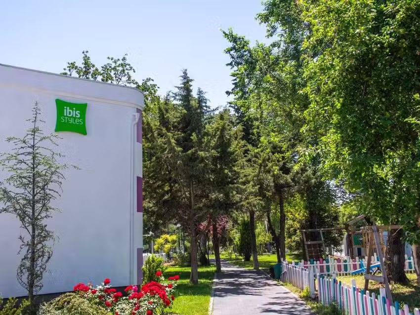 ibis Styles Venus