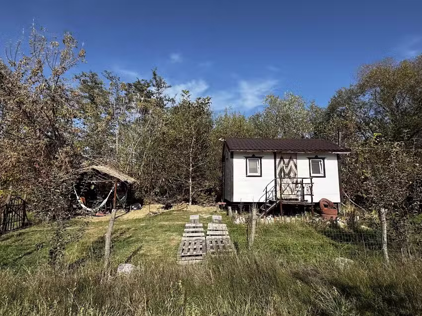 In inima Daciei,,Casuta Sara”