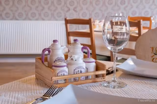 Kastel Transylvania | Centru de Evenimente Brașov | Cazare Grupuri | Restaurant à la carte