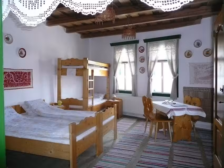 Kecskés Kúria – Curia Căprița