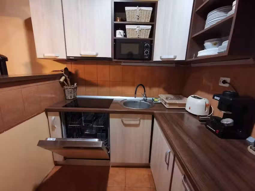 KÉT PATAK KULCSOSHÁZ