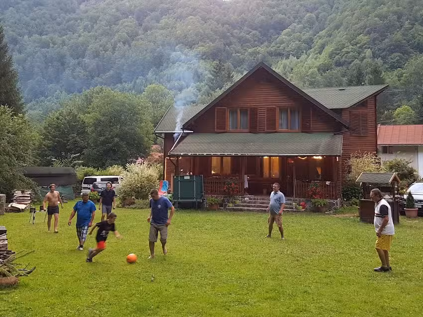 Krókusz kulcsosház – Boga Völgye Szállás Erdély