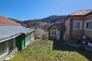 La Casuta printre stele!