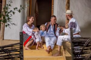 La COLIBE, ecoturism | cătun arhaic românesc