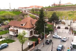 La Poarta Cetății Alba Iulia