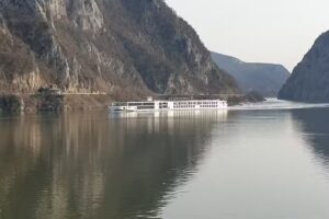 La Vella Yachting Club Resort