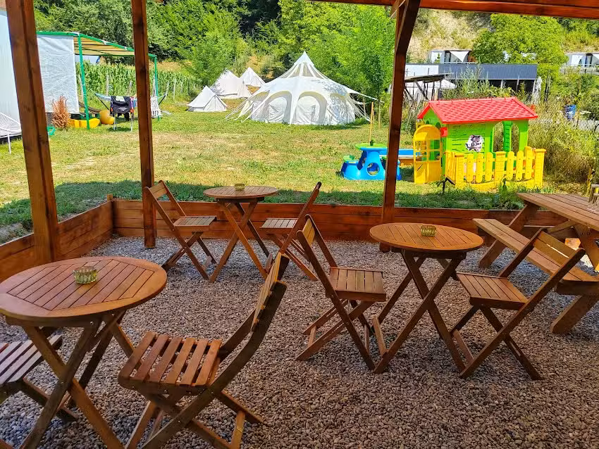 Luna Rock Glamping Brezoi
