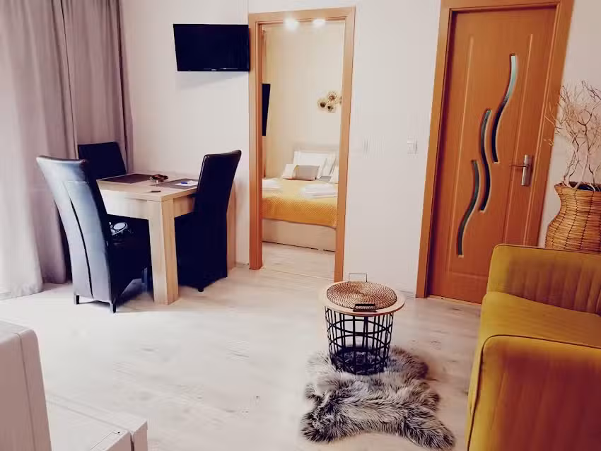 Maya Apartment