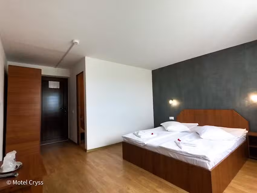 Motel Cryss