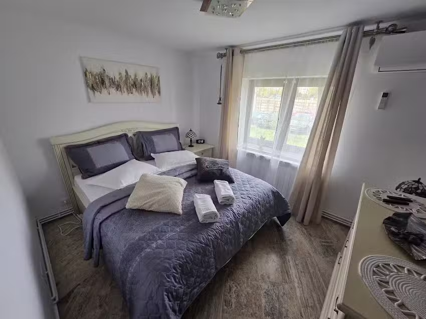 OLE APARTMENT – Central Bliss