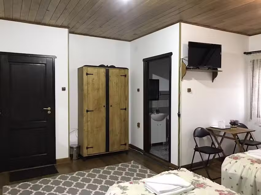 Păstrăvăria & Agropensiunea Păstravul de Aur