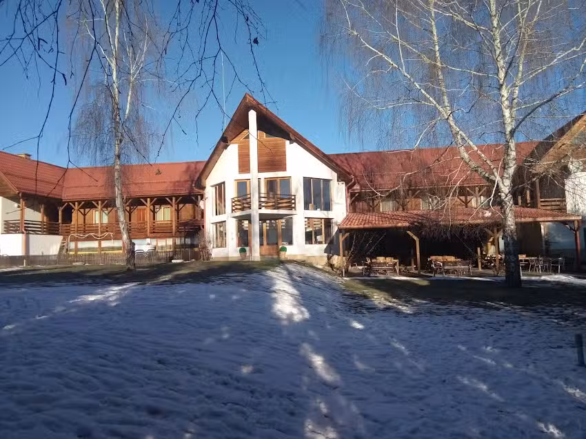 Pension Isuica Hotel