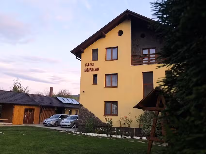 Pensiune Agroturistica Casa Burnar