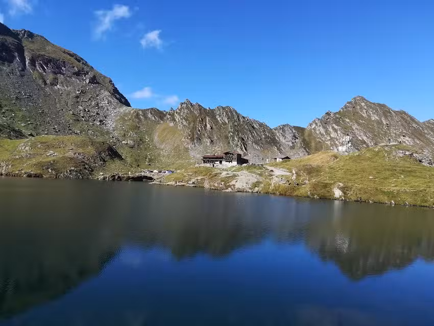 Pensiune Câmpulung – Popas Poiana