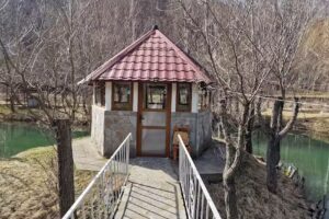 PENSIUNE & PASTRAVARIE CHEIA