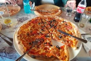 Pensiune si Pizzerie Davis