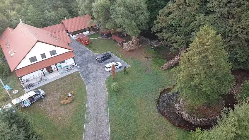 Pensiunea Agroturisticã Casa Fényes Vendégház