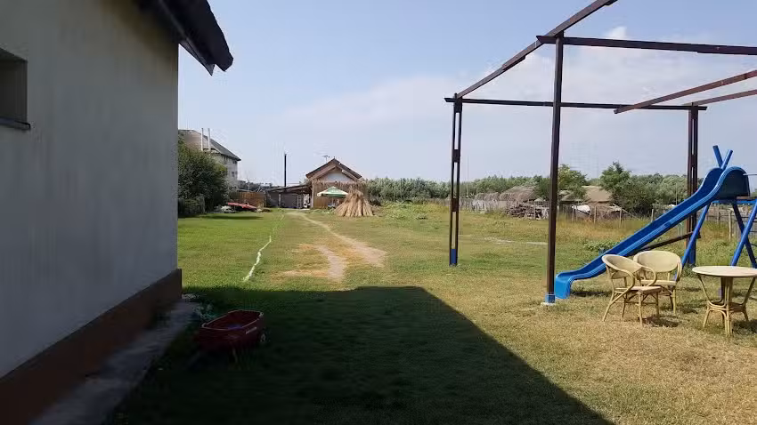 Pensiunea Casa Galbenă