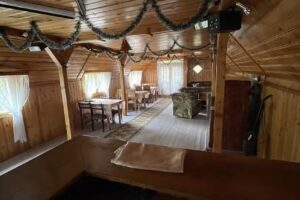 Pensiunea Colt de Rai Muntii Vrancei