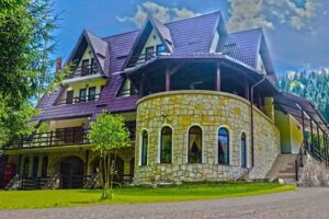 Pensiunea Corola – cazare Tărcau – Cheile Bicazului – cazare Ceahlau Bicaz