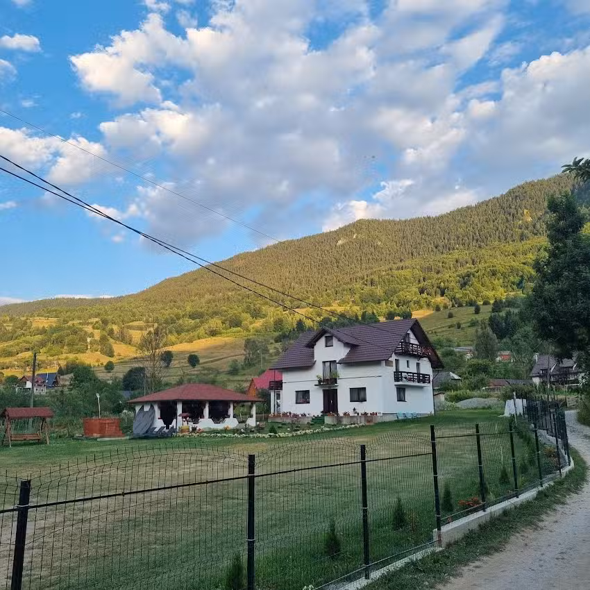 Pensiunea Dealul cu Melci