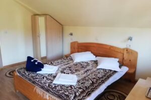 Pensiunea Dealul Frumos