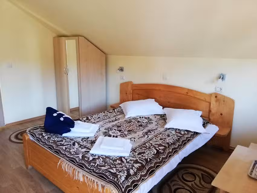 Pensiunea Dealul Frumos