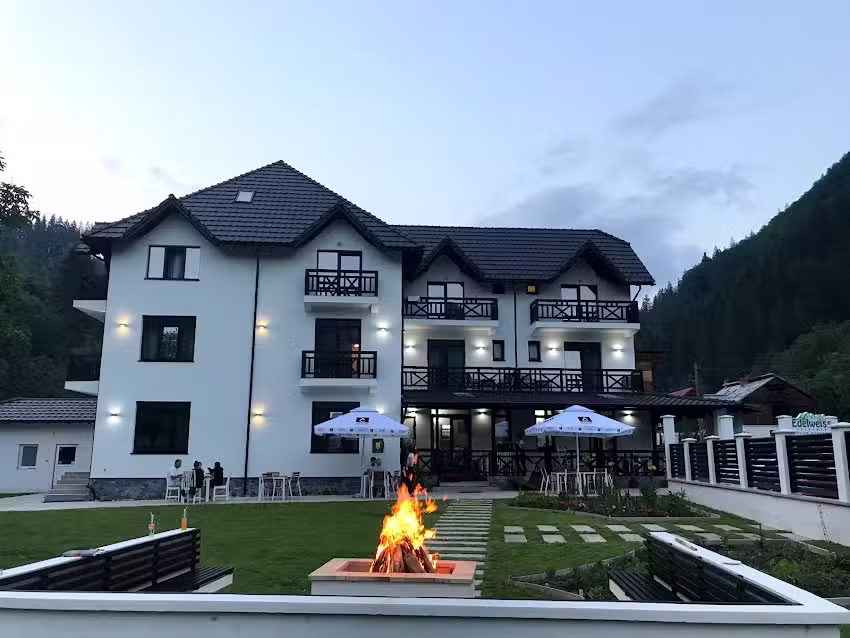 Pensiunea Edelweiss,Voineasa