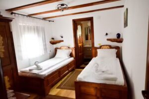 Pensiunea – Gyöngyvér Panzió