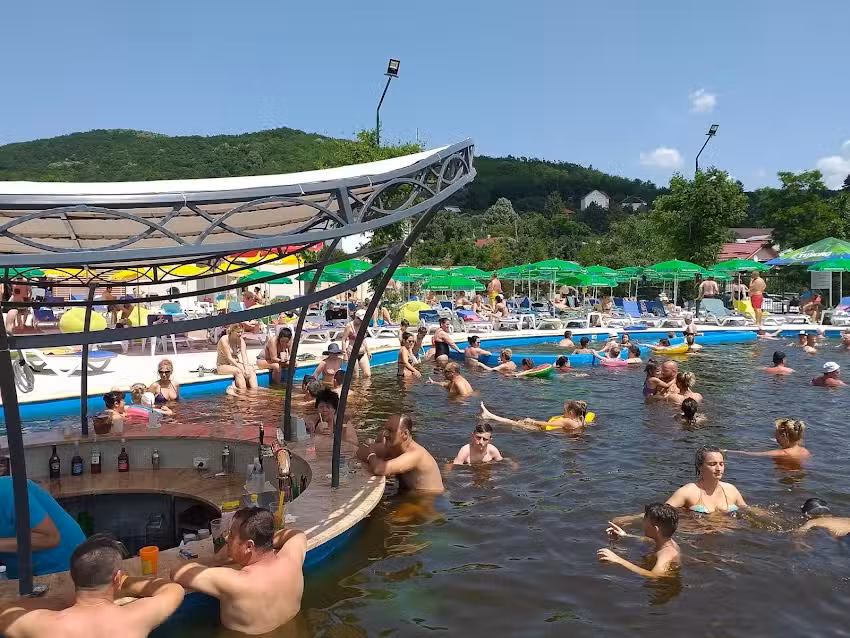 Pensiunea Holiday