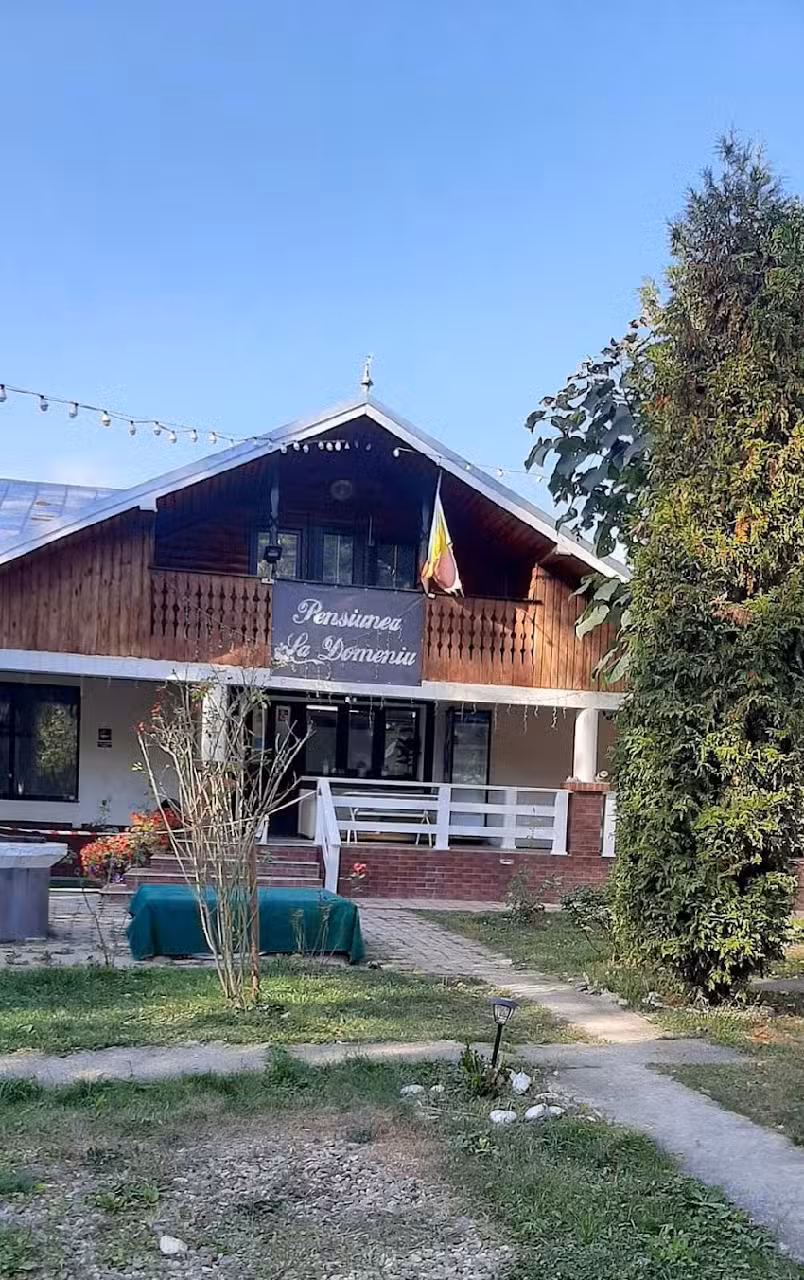 Pensiunea La Domeniu