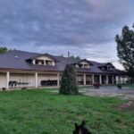 PENSIUNEA „LA LAC”