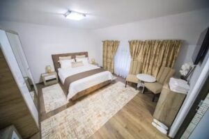 Pensiunea La Poalele Muntelui