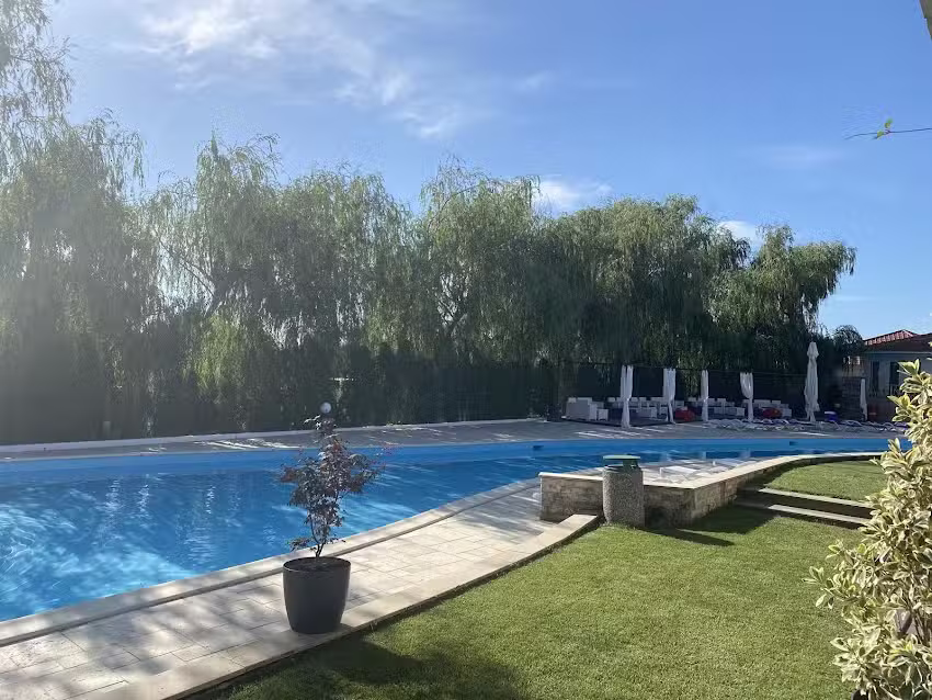 Pensiunea Laguna Albastră