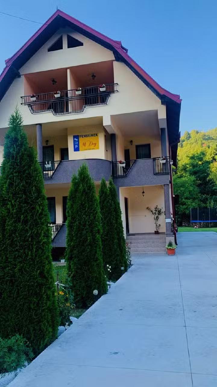Pensiunea M Dey