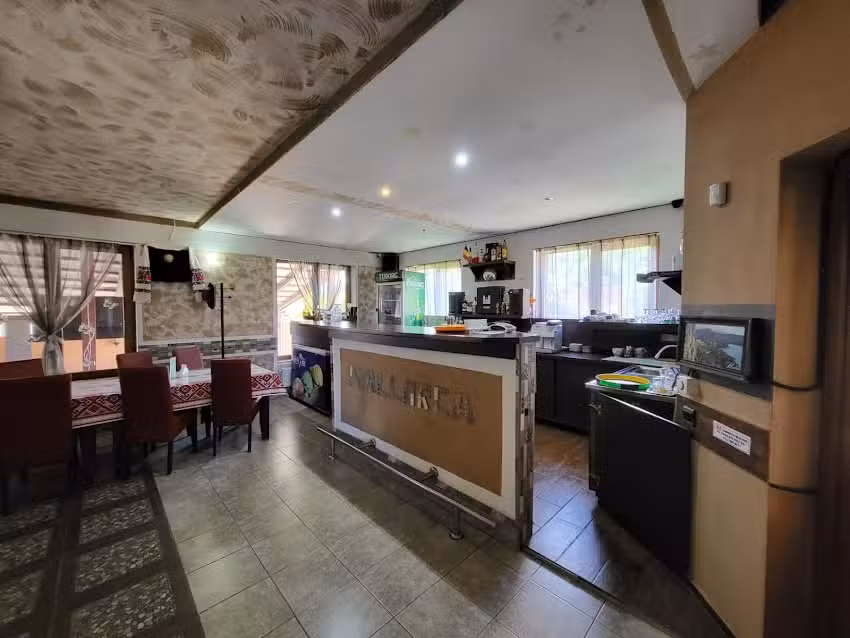 Pensiunea MALLORCA Restaurant Bar