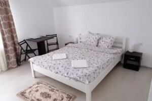 Pensiunea Mars House