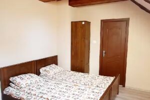 Pensiunea Nyíres și Sala de evenimente Réty