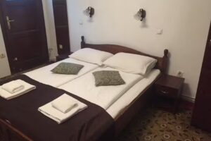 Pensiunea Podul Minciunilor