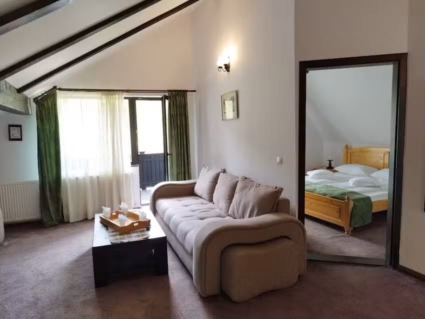 Pensiunea Poiana Soarelui