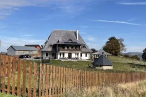 Pensiunea Poiana Vlădesei