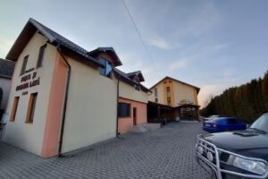 Pensiunea Pusca si Cureaua Lata